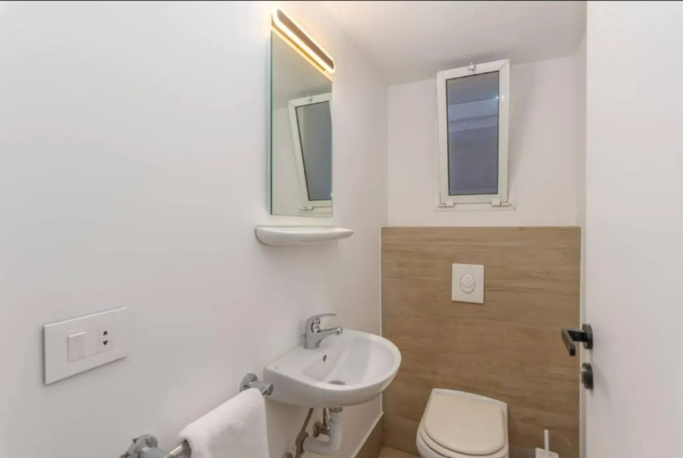 The Hall 2Br Gemmayze Al Mudawwar Lebanon