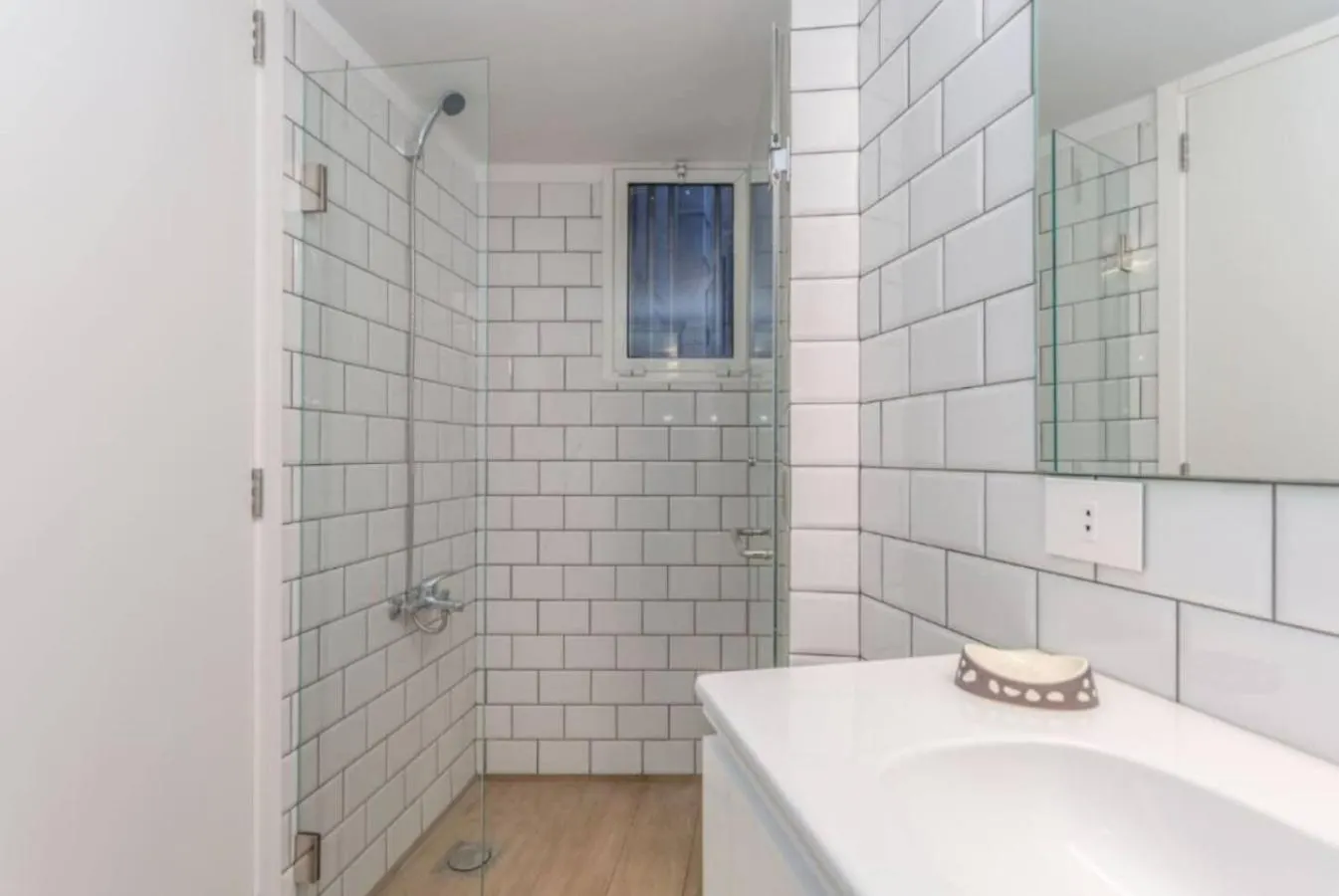 The Hall 2Br Gemmayze Al Mudawwar Apartment