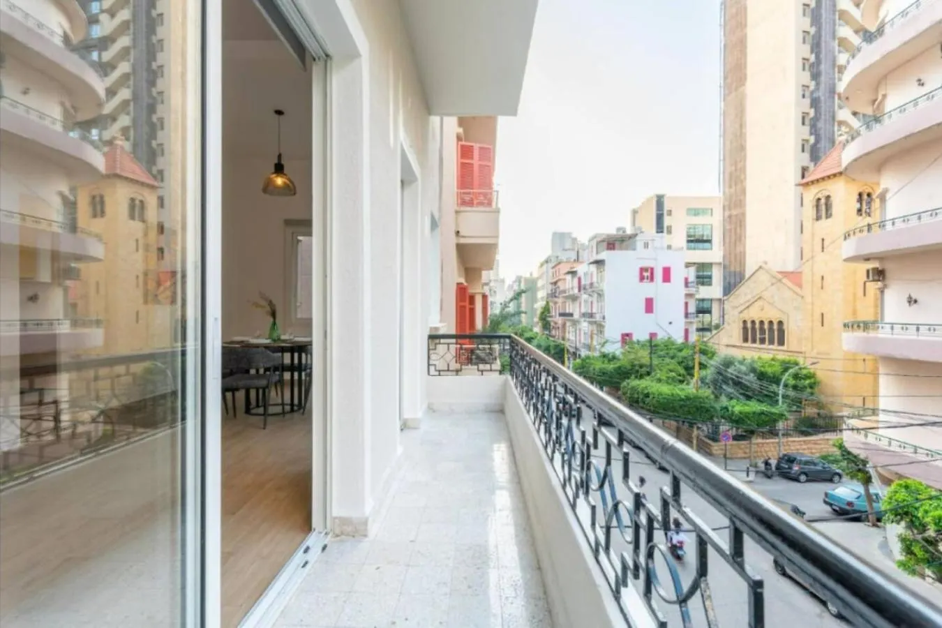 The Hall 2Br Gemmayze Al Mudawwar Apartment