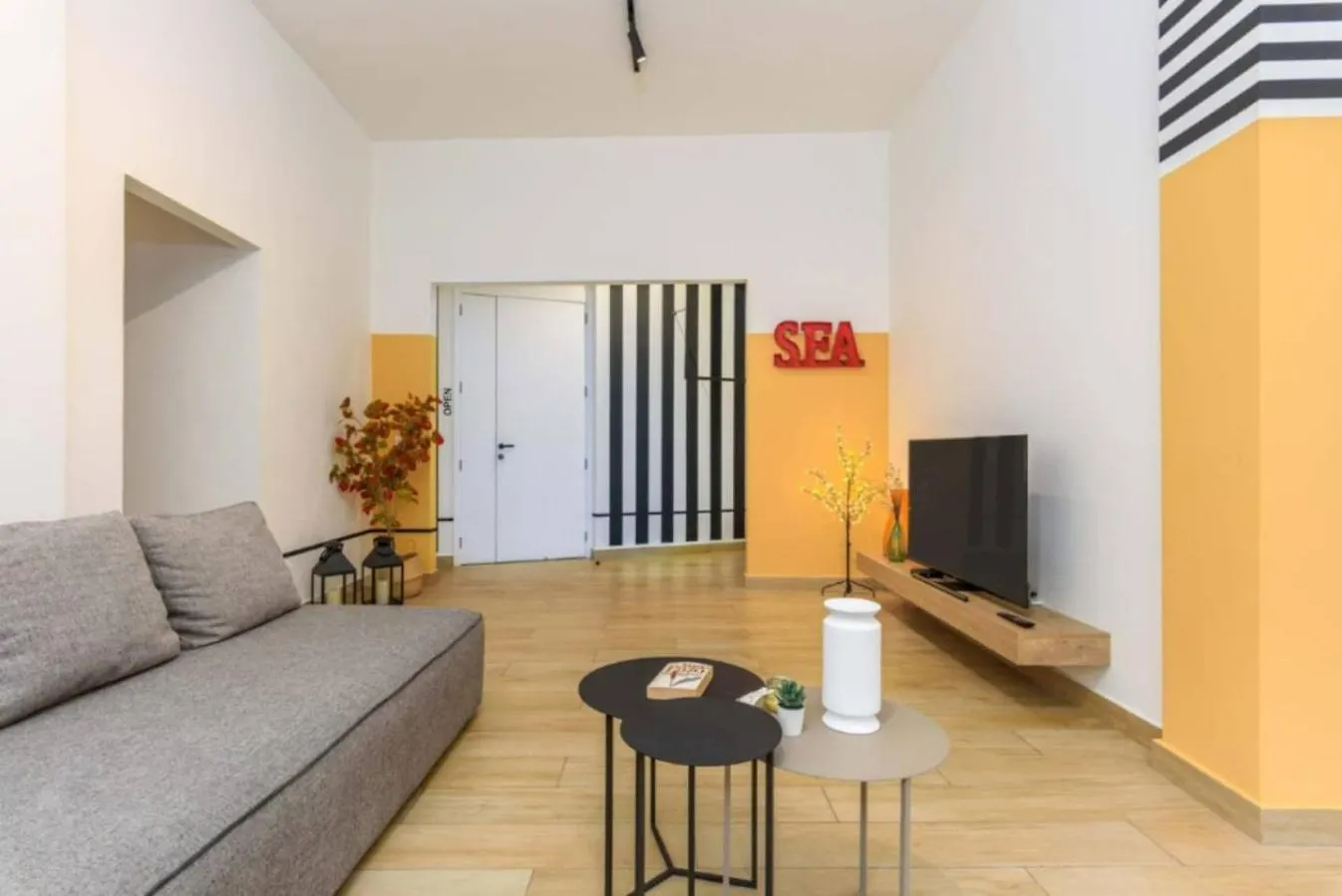 The Hall 2Br Gemmayze Al Mudawwar 0*,  Lebanon